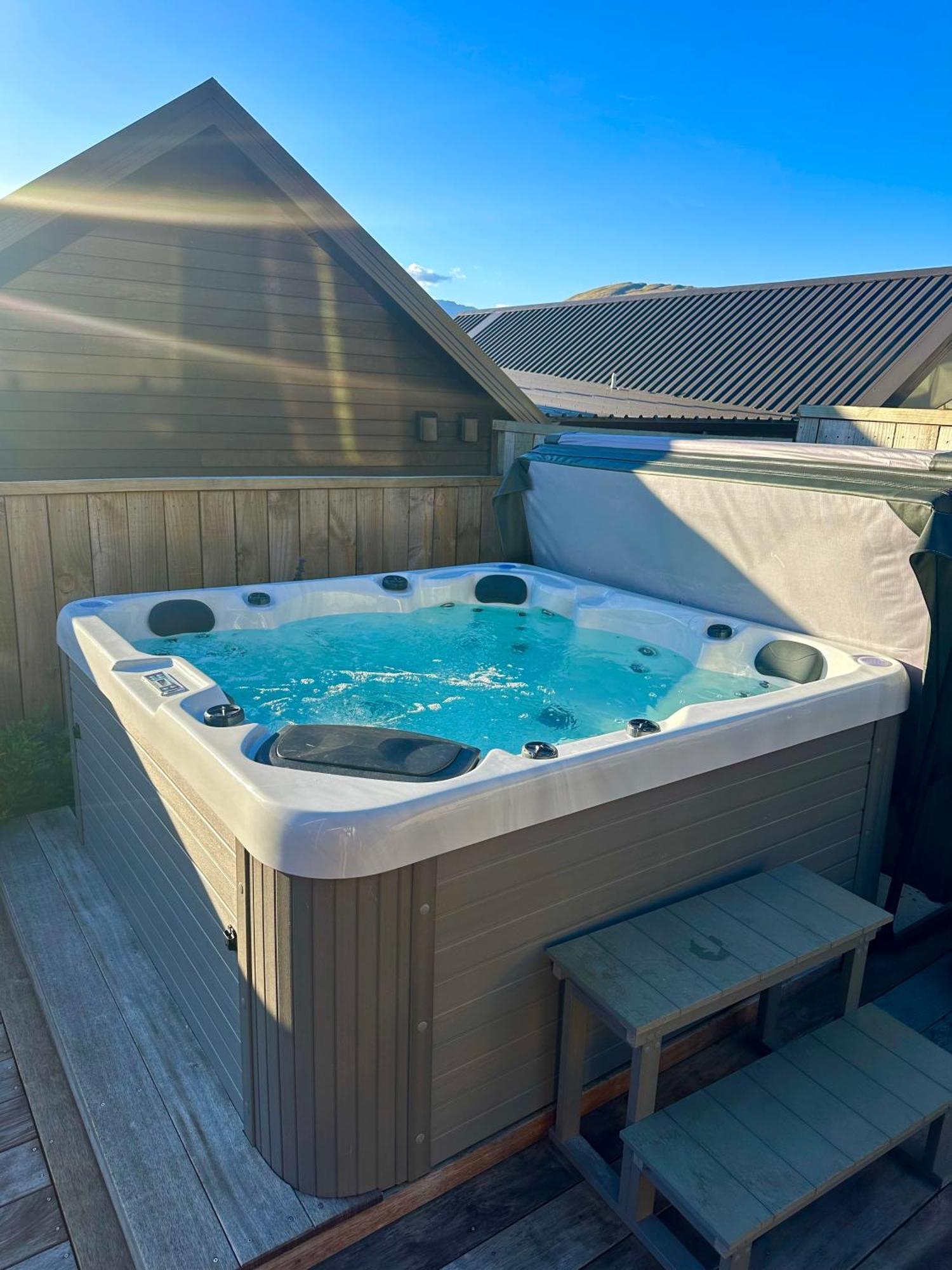 Remarkable View With Hot Tub Франктон Экстерьер фото